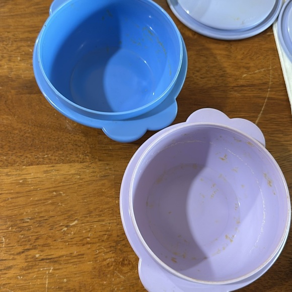 Set of assorted Tupperware items - Picture 9 of 9